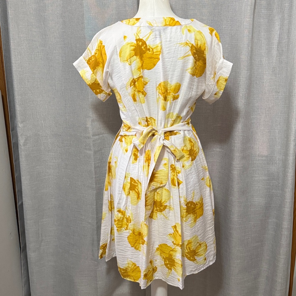 Simply Vera | Vera Wang-Rayon Blend Dress-Popover-Pockets-Ties-Yellow/White-XS - Picture 2 of 16